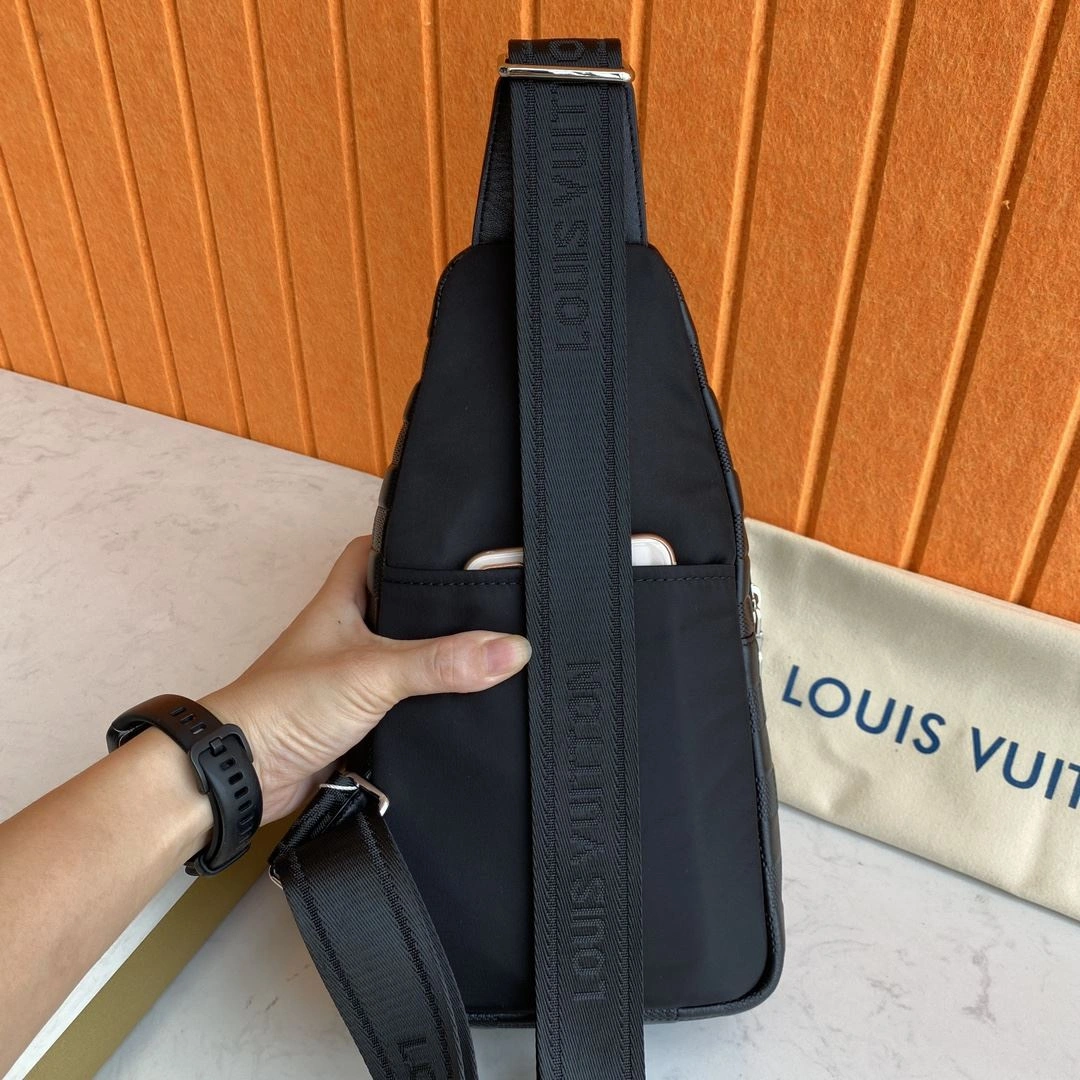 Mens Louis Vuitton Waist Chest Packs RelaxedFit 92647