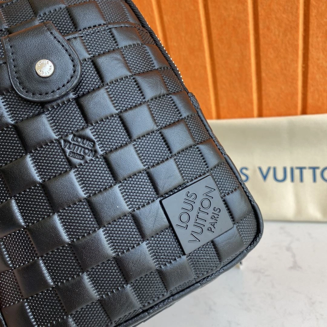Mens Louis Vuitton Waist Chest Packs RelaxedFit 92647