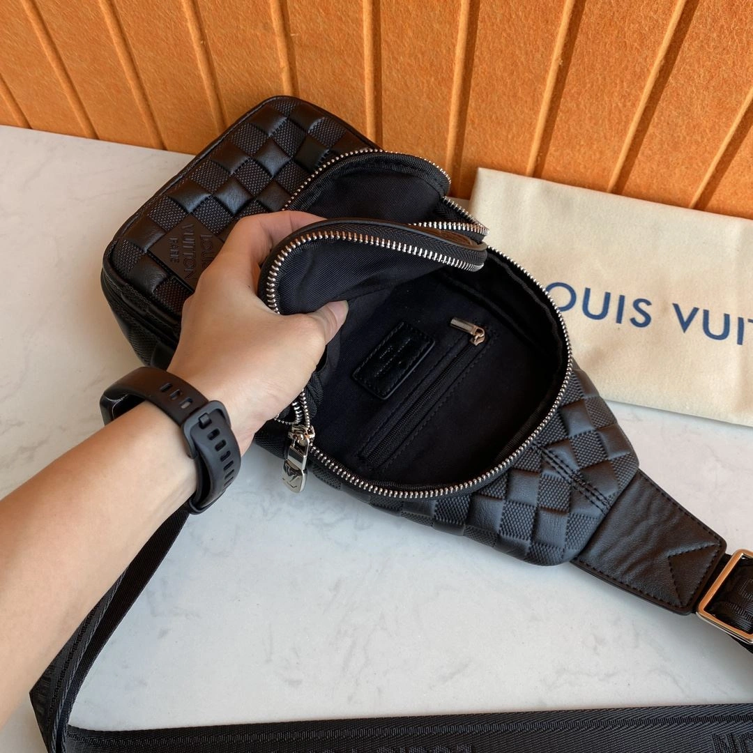 Mens Louis Vuitton Waist Chest Packs RelaxedFit 92647