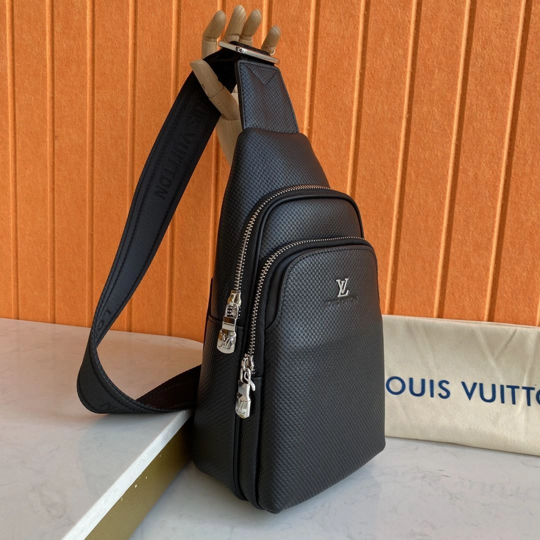 FashionForward Mens Louis Vuitton Waist Chest Packs 92684