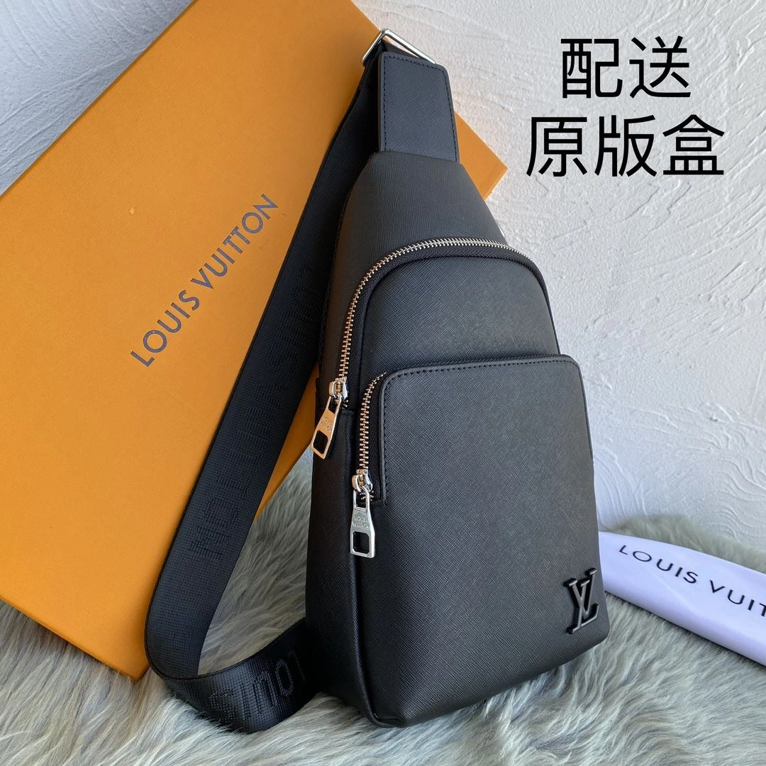 Mens Louis Vuitton Waist Chest Packs Supportive 92644