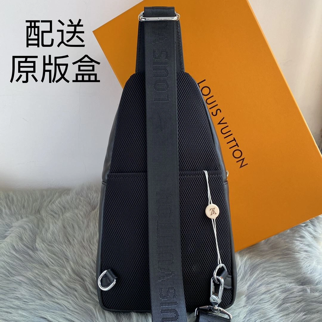 UrbanStyle Mens Louis Vuitton Waist Chest Packs 92646