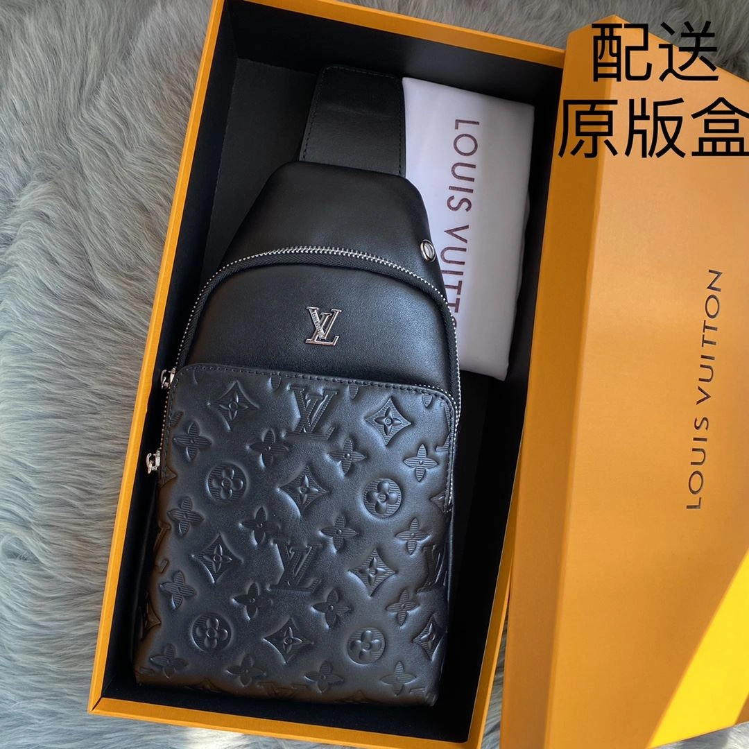 UrbanStyle Mens Louis Vuitton Waist Chest Packs 92646