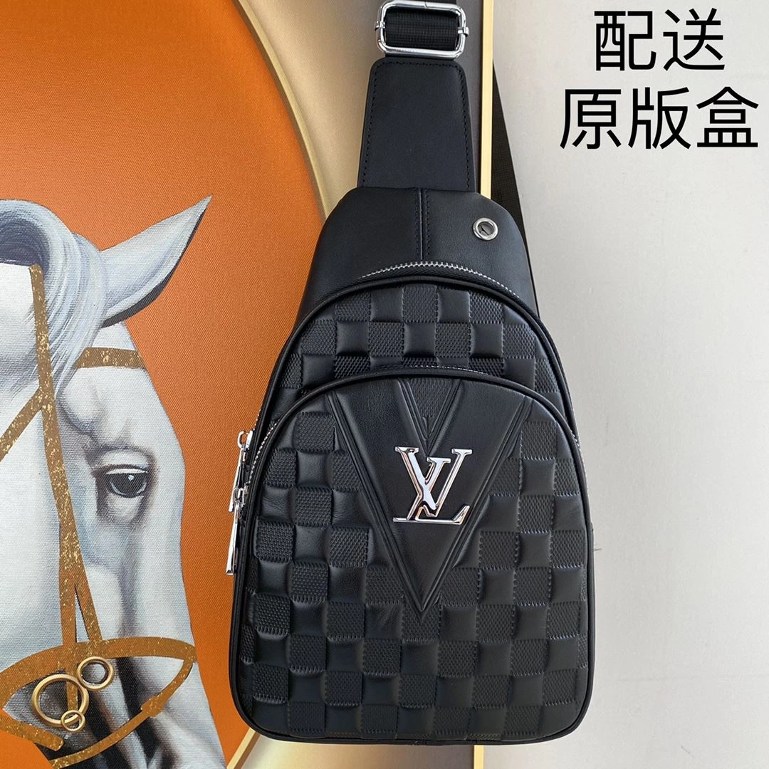Mens Louis Vuitton Waist Chest Packs Lightweight 92642