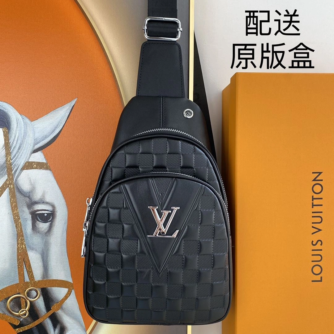 Mens Louis Vuitton Waist Chest Packs Lightweight 92642