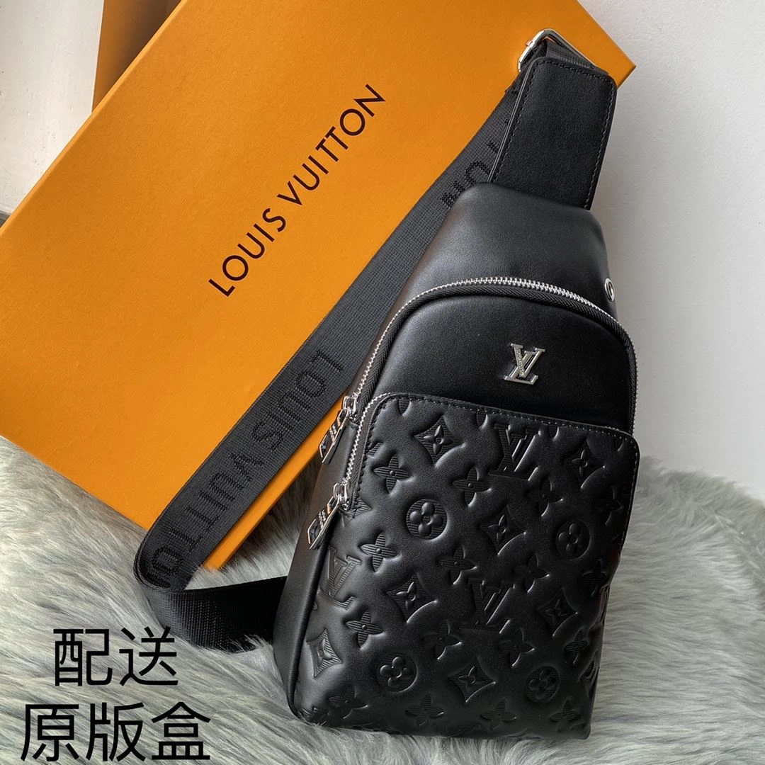 Chic Mens Louis Vuitton Waist Chest Packs 92639