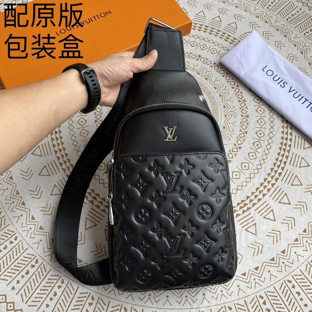 SoftTouch Mens Louis Vuitton Waist Chest Packs 92630
