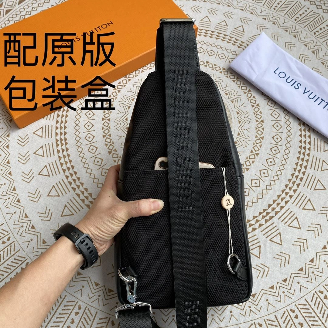 SoftTouch Mens Louis Vuitton Waist Chest Packs 92630