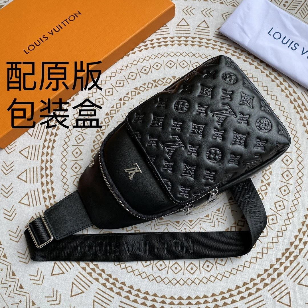 SoftTouch Mens Louis Vuitton Waist Chest Packs 92630
