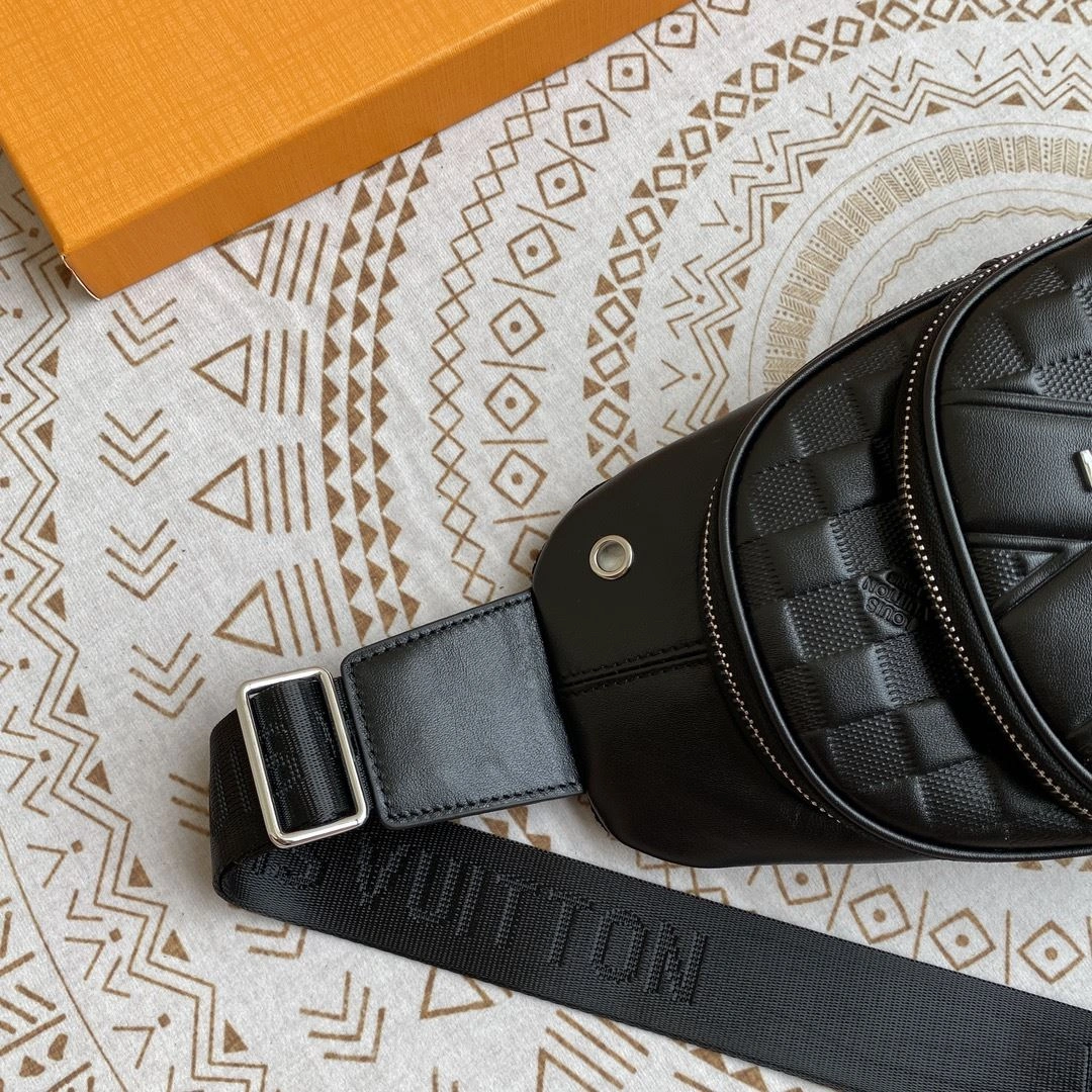 Mens Louis Vuitton Waist Chest Packs RelaxedFit 92629