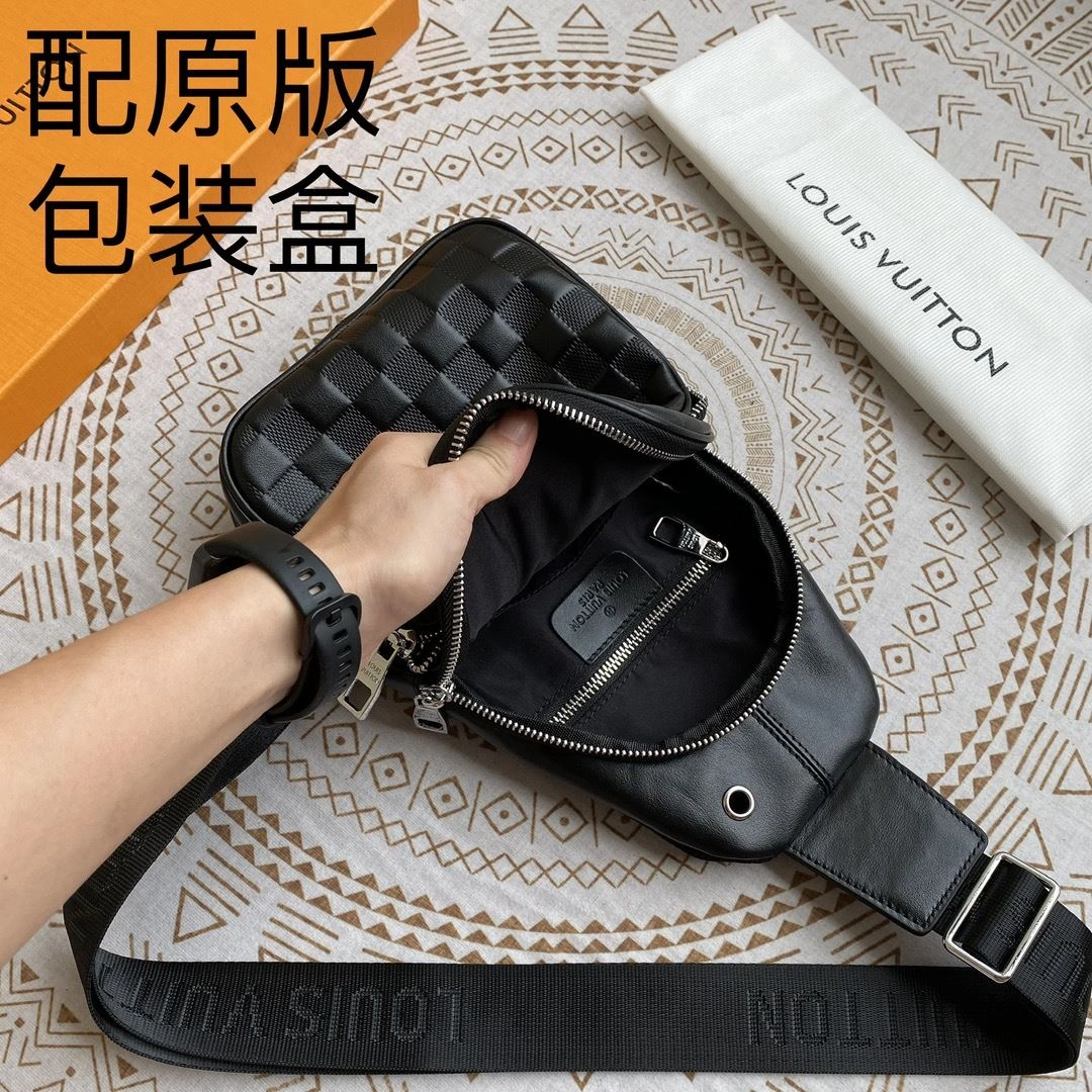 Mens Louis Vuitton Waist Chest Packs RelaxedFit 92629