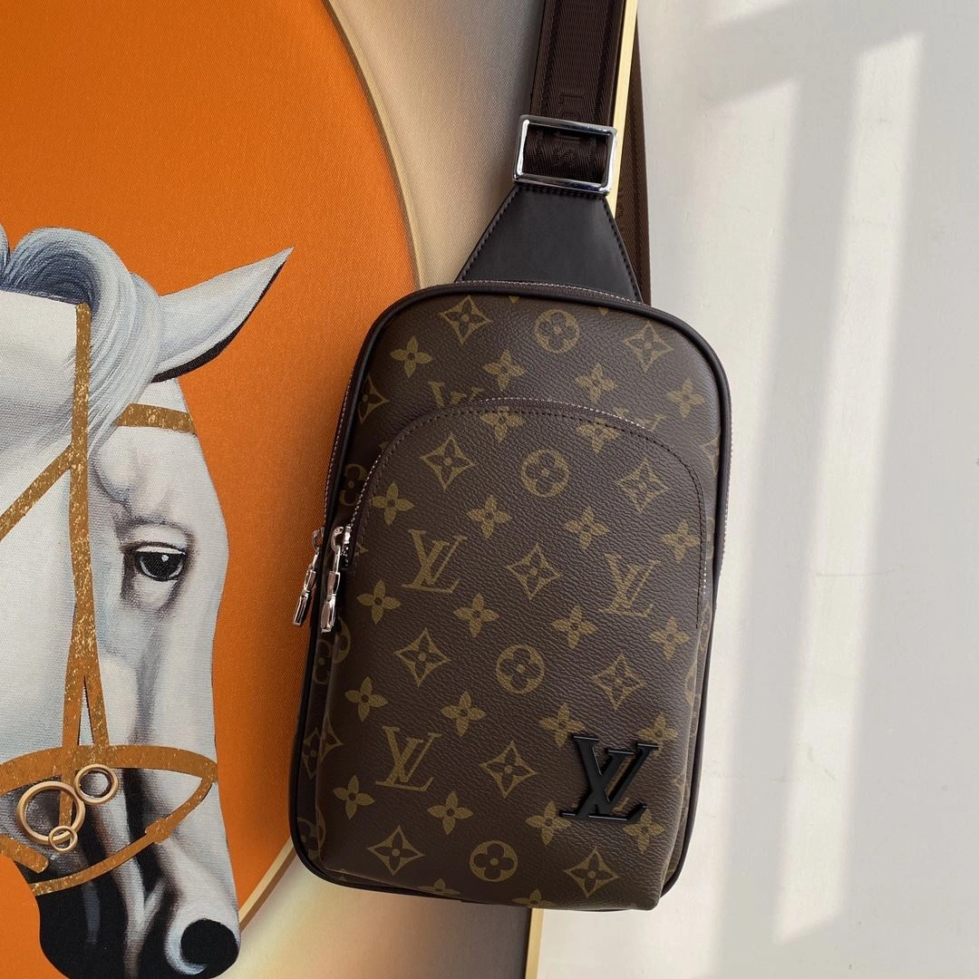 Breathable Mens Louis Vuitton Waist Chest Packs 91645