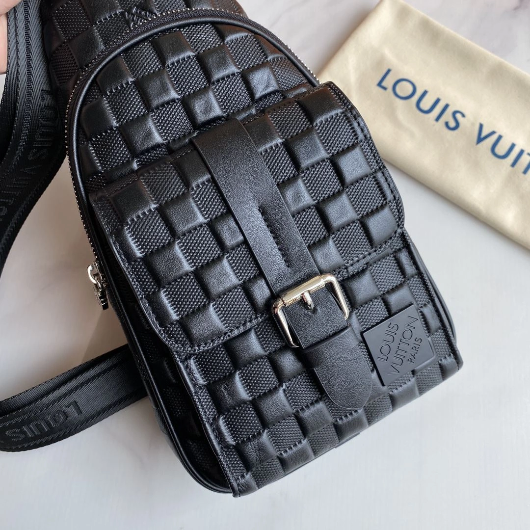 Mens Louis Vuitton Waist Chest Packs MultiPurpose 91772