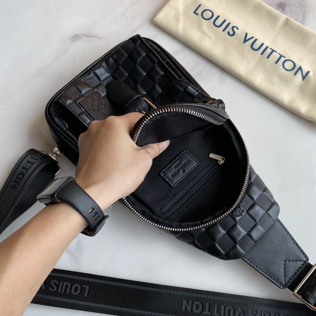 Mens Louis Vuitton Waist Chest Packs MultiPurpose 91772