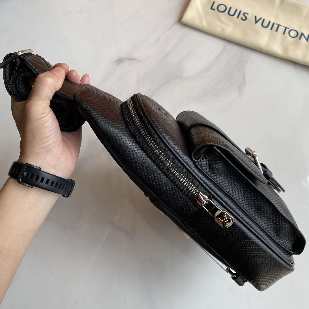 Durable Mens Louis Vuitton Waist Chest Packs 91620