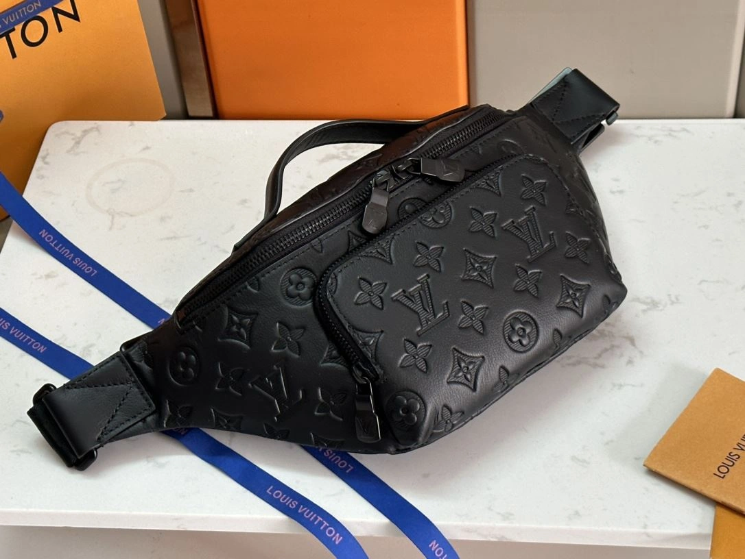 Minimalist Mens Louis Vuitton Waist Chest Packs 91624