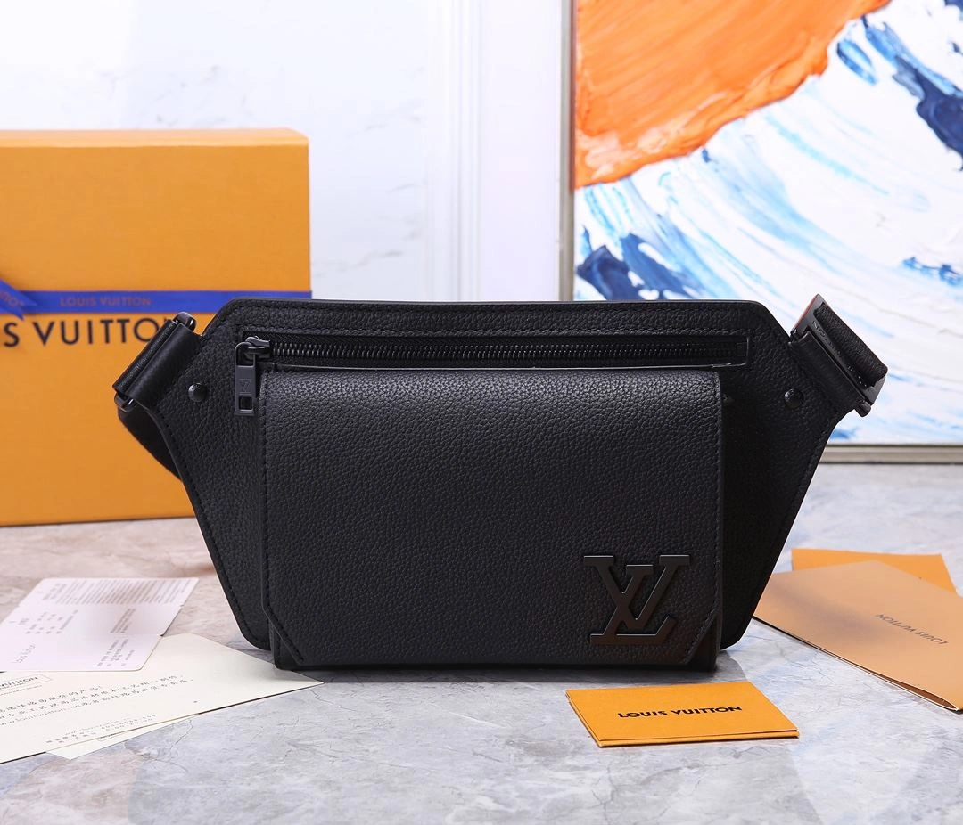 Mens Louis Vuitton Waist Chest Packs Durable 91618