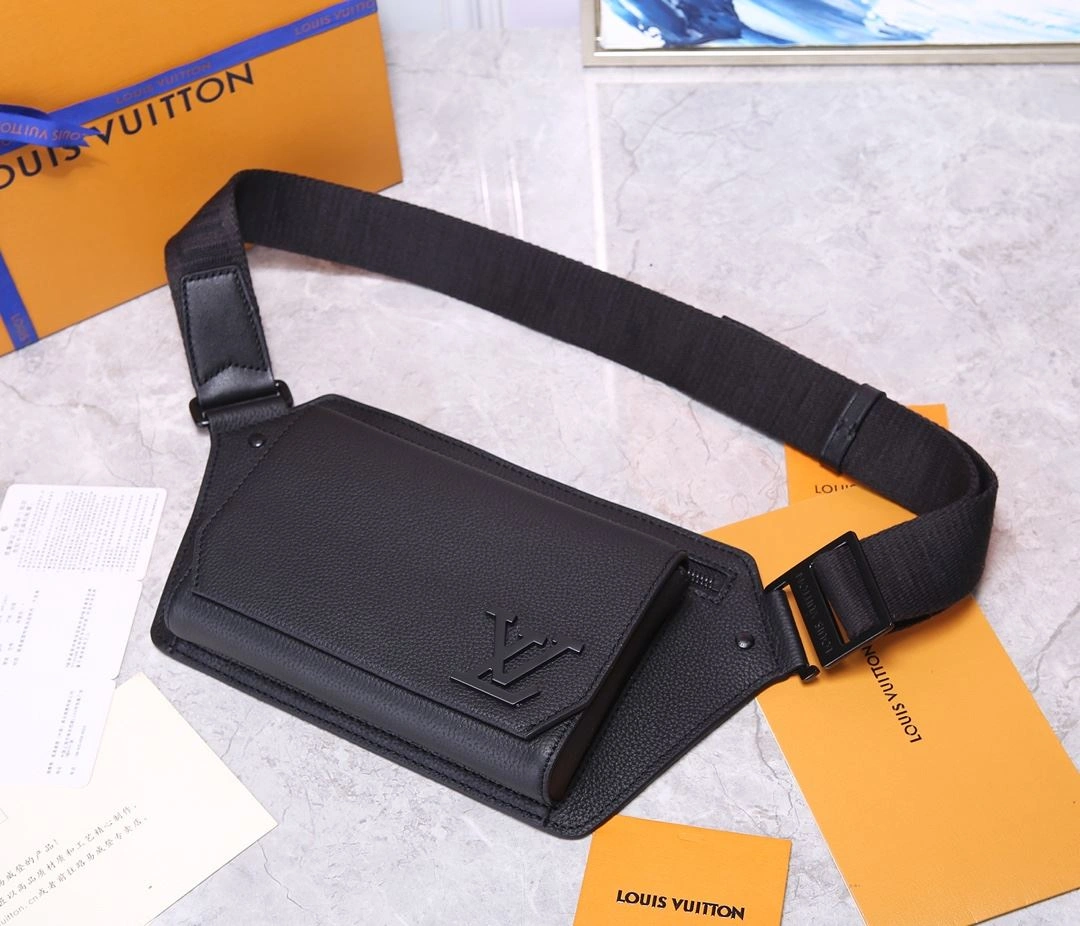 Mens Louis Vuitton Waist Chest Packs Durable 91618