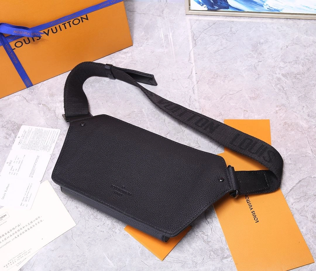 Mens Louis Vuitton Waist Chest Packs Durable 91618