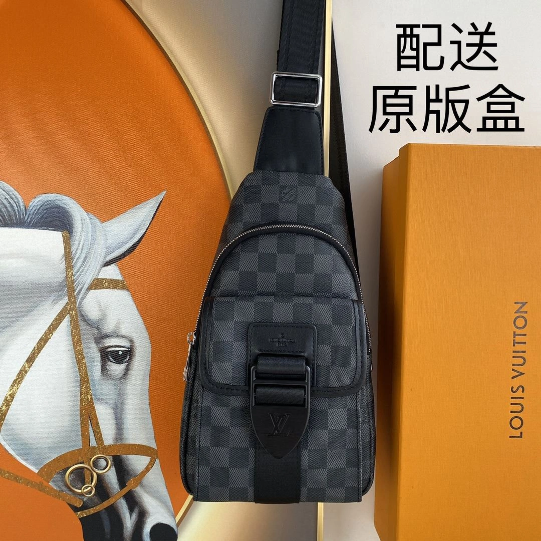Mens Louis Vuitton Waist Chest Packs EasyMatch 91623