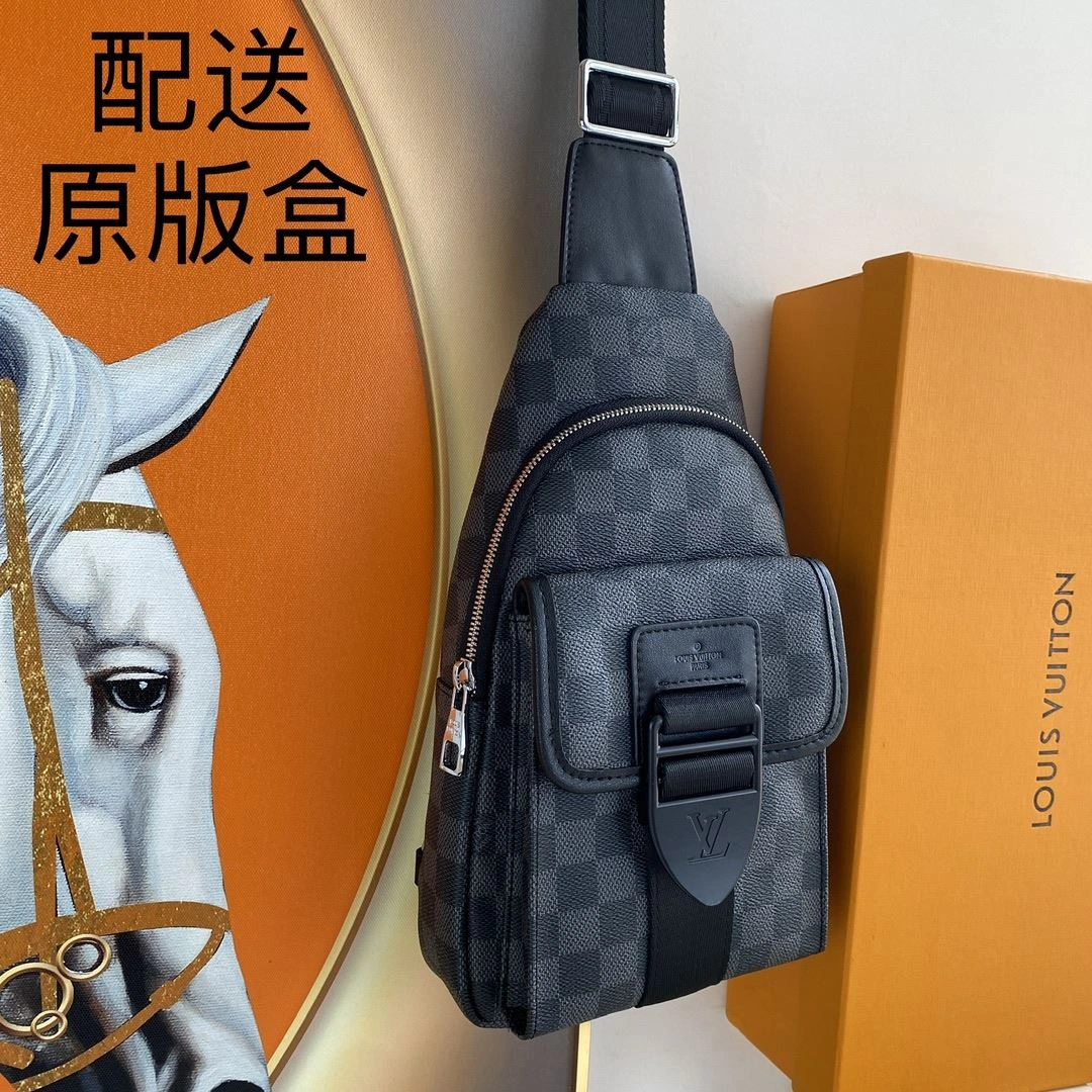 Mens Louis Vuitton Waist Chest Packs EasyMatch 91623
