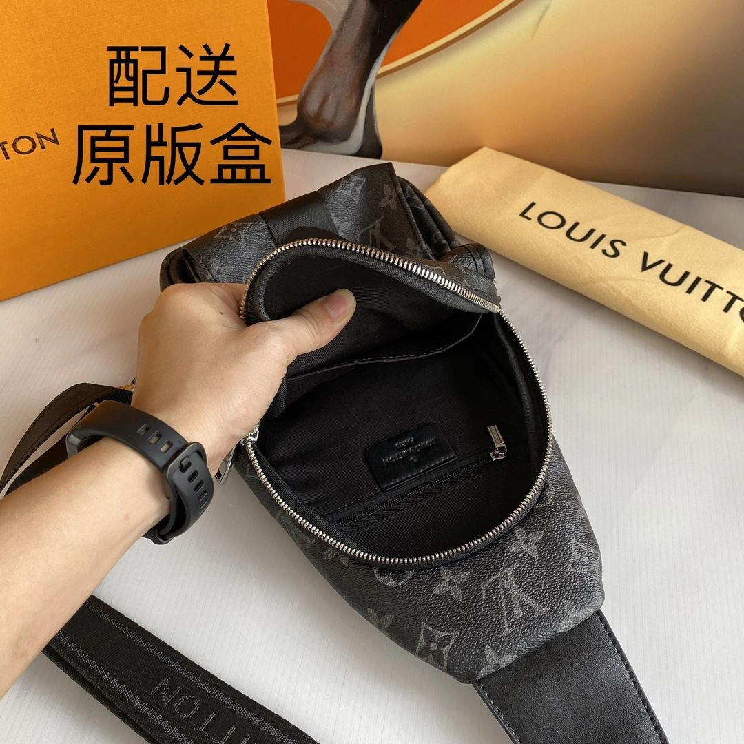 Mens Louis Vuitton Waist Chest Packs WeatherProof 91619