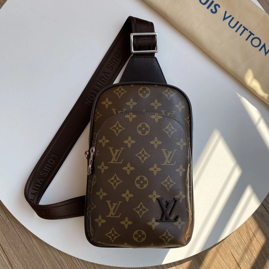Trendy Mens Louis Vuitton Waist Chest Packs 91625