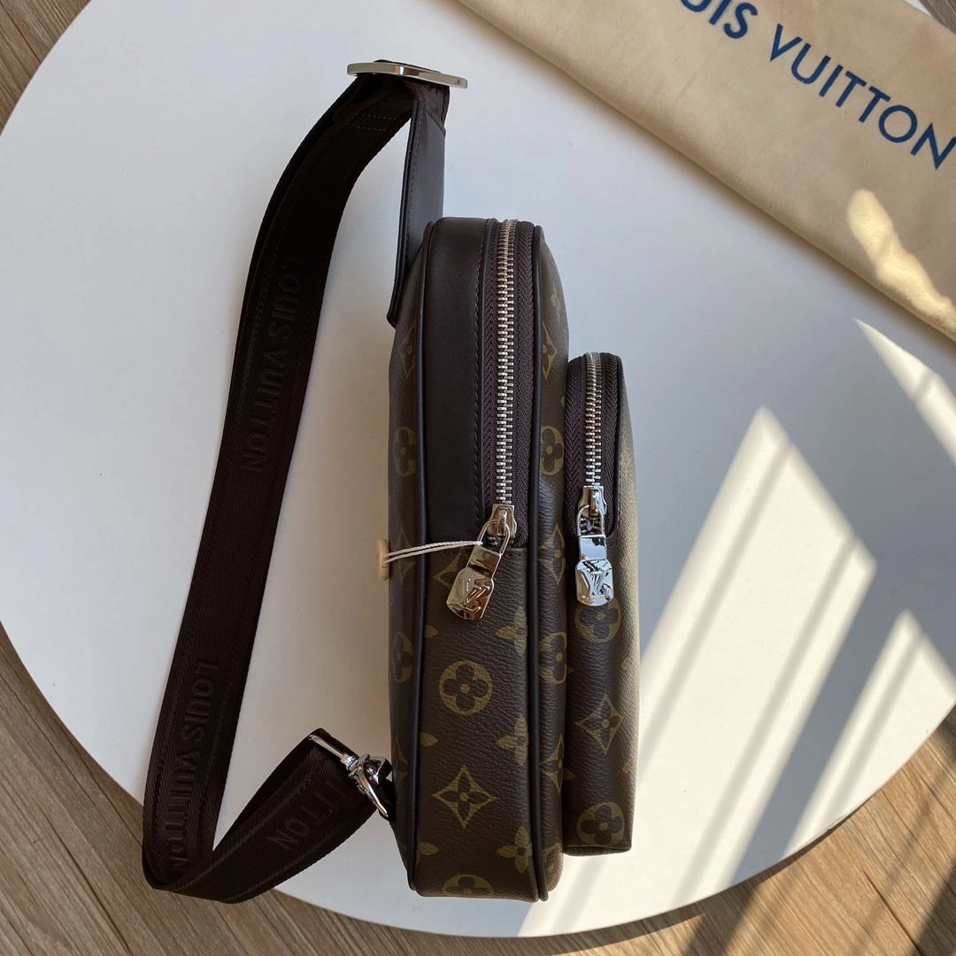 Trendy Mens Louis Vuitton Waist Chest Packs 91625