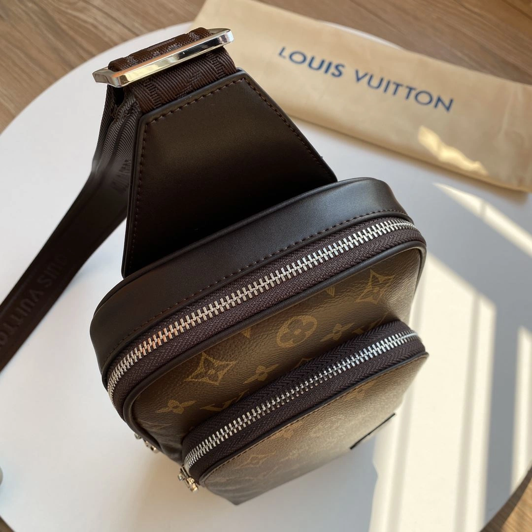 Trendy Mens Louis Vuitton Waist Chest Packs 91625