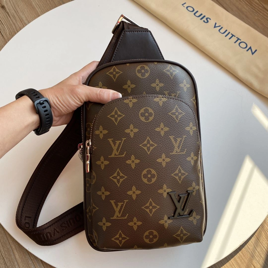 Trendy Mens Louis Vuitton Waist Chest Packs 91625