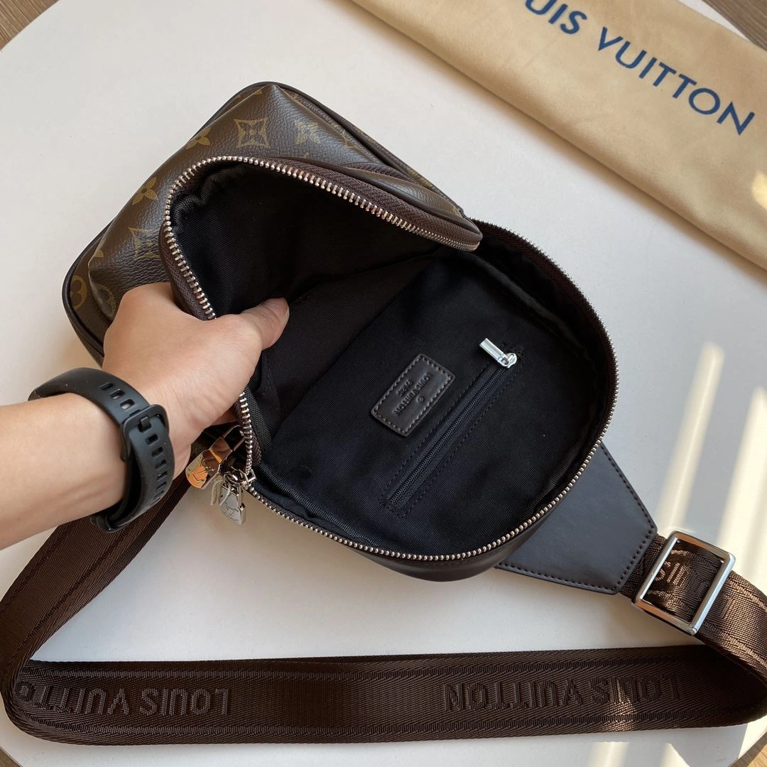 Trendy Mens Louis Vuitton Waist Chest Packs 91625