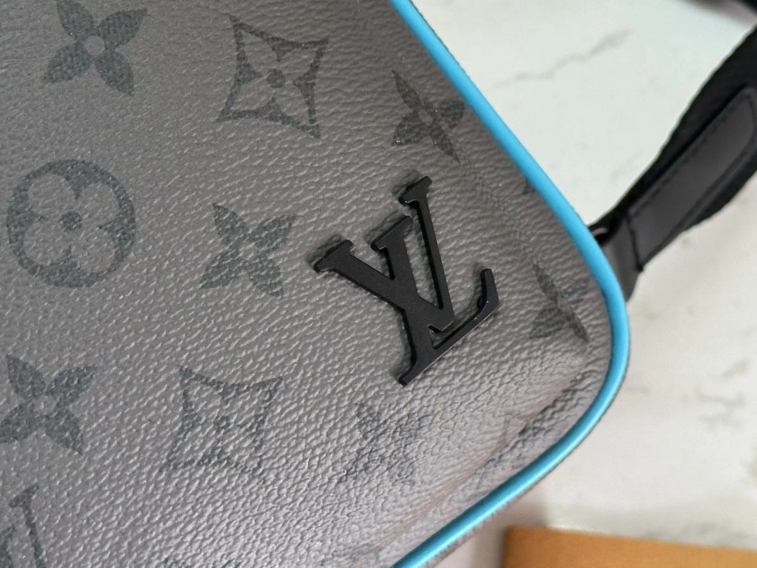 Mens Louis Vuitton Waist Chest Packs ZeroBulk 91614