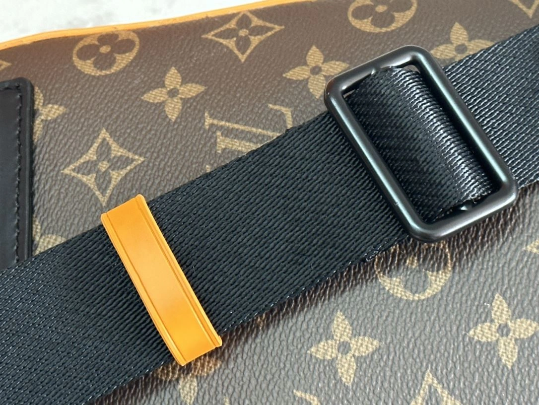 SportInspired Mens Louis Vuitton Waist Chest Packs 91613