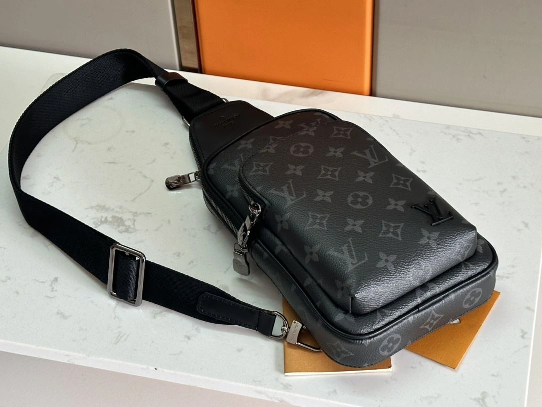 Mens Louis Vuitton Waist Chest Packs Classic 91644