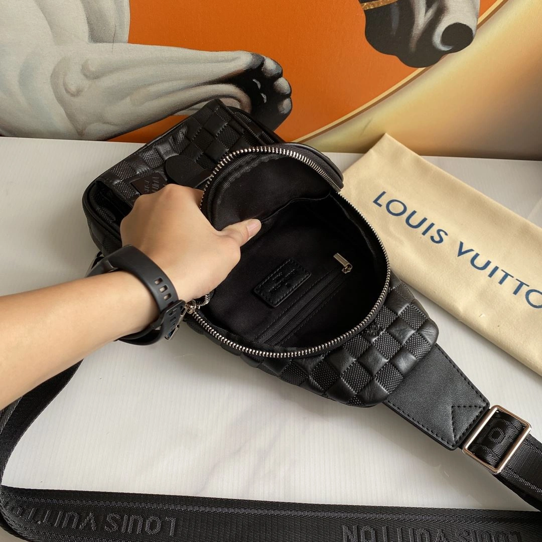 Mens Louis Vuitton Waist Chest Packs SunProtective 91611
