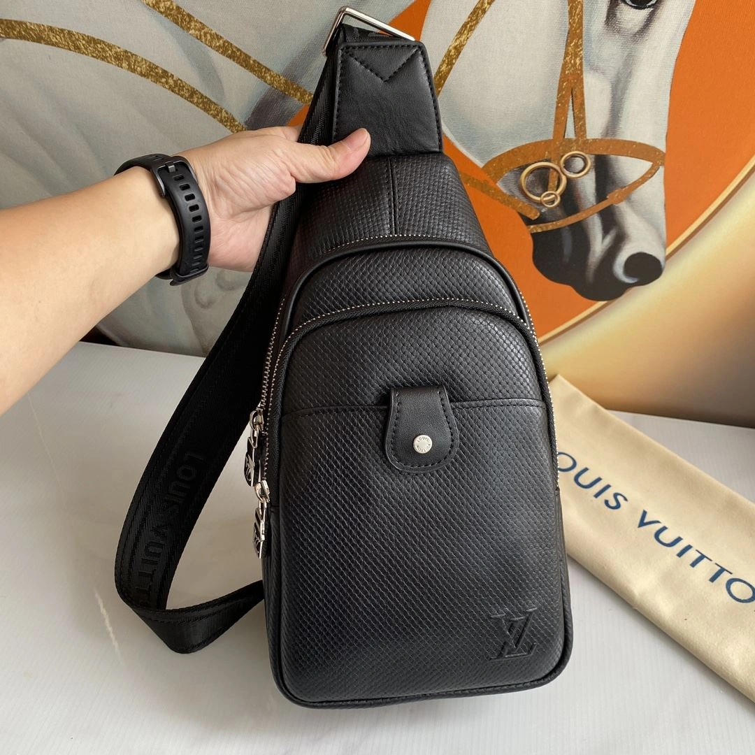 MultiPurpose Mens Louis Vuitton Waist Chest Packs 91609