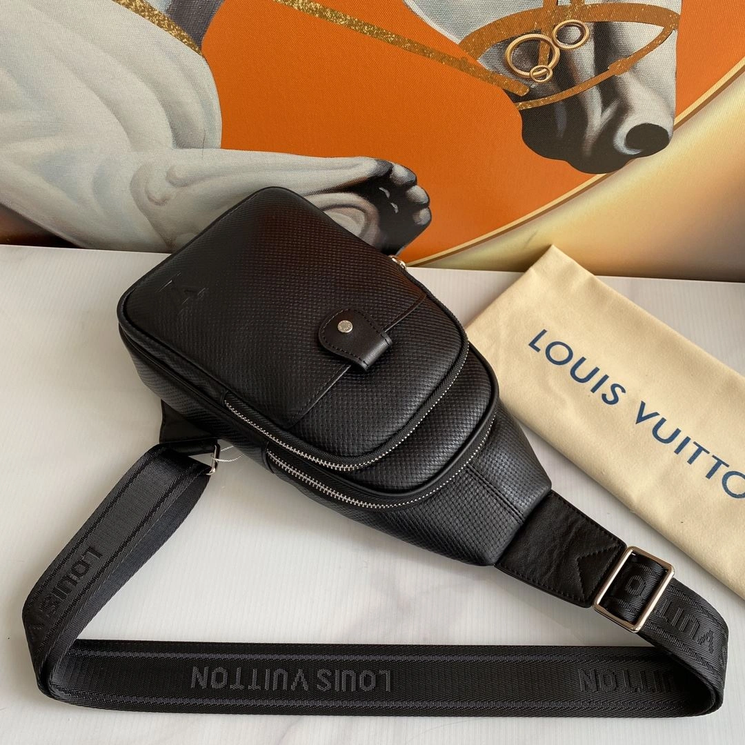 MultiPurpose Mens Louis Vuitton Waist Chest Packs 91609
