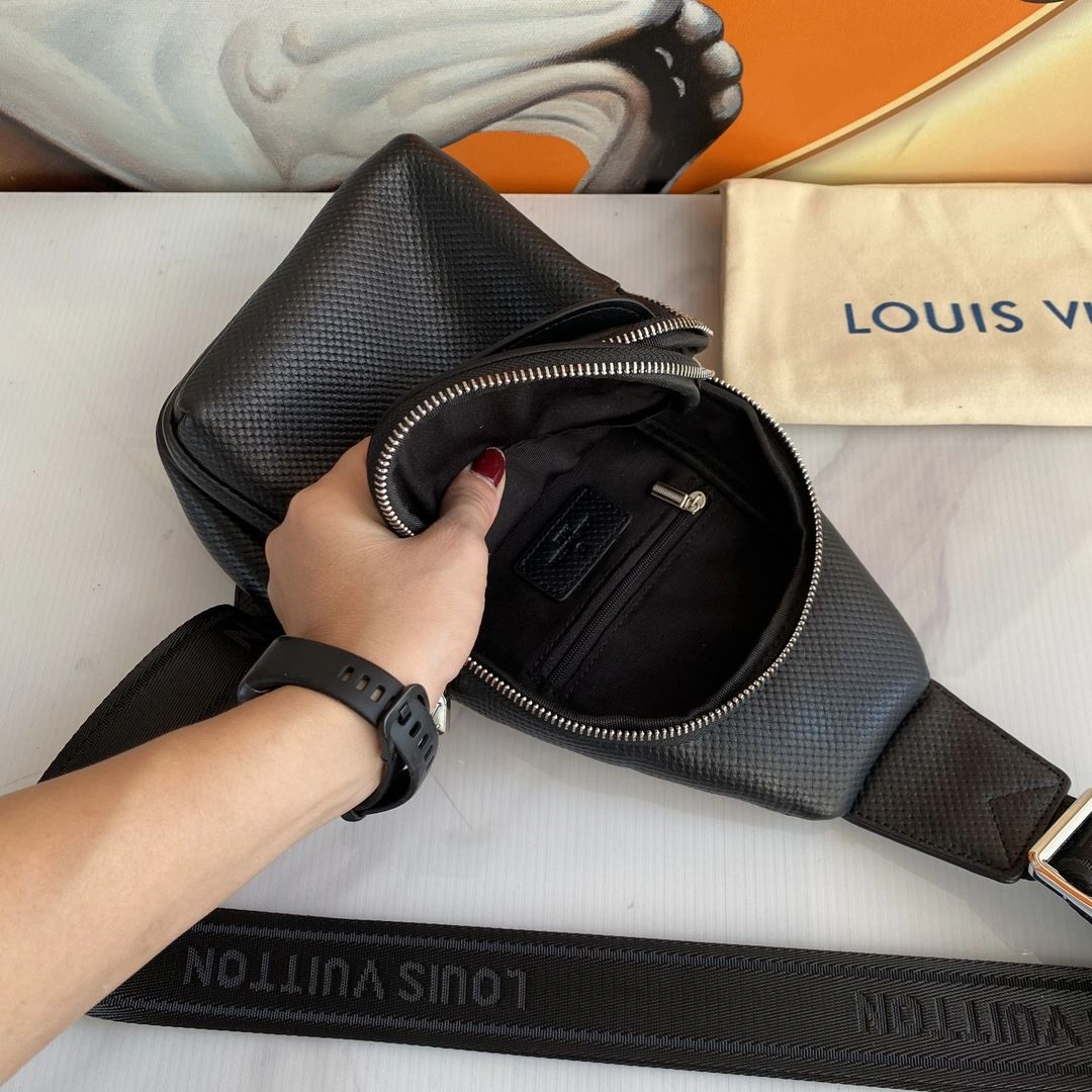 Mens Louis Vuitton Waist Chest Packs Thermal 91638