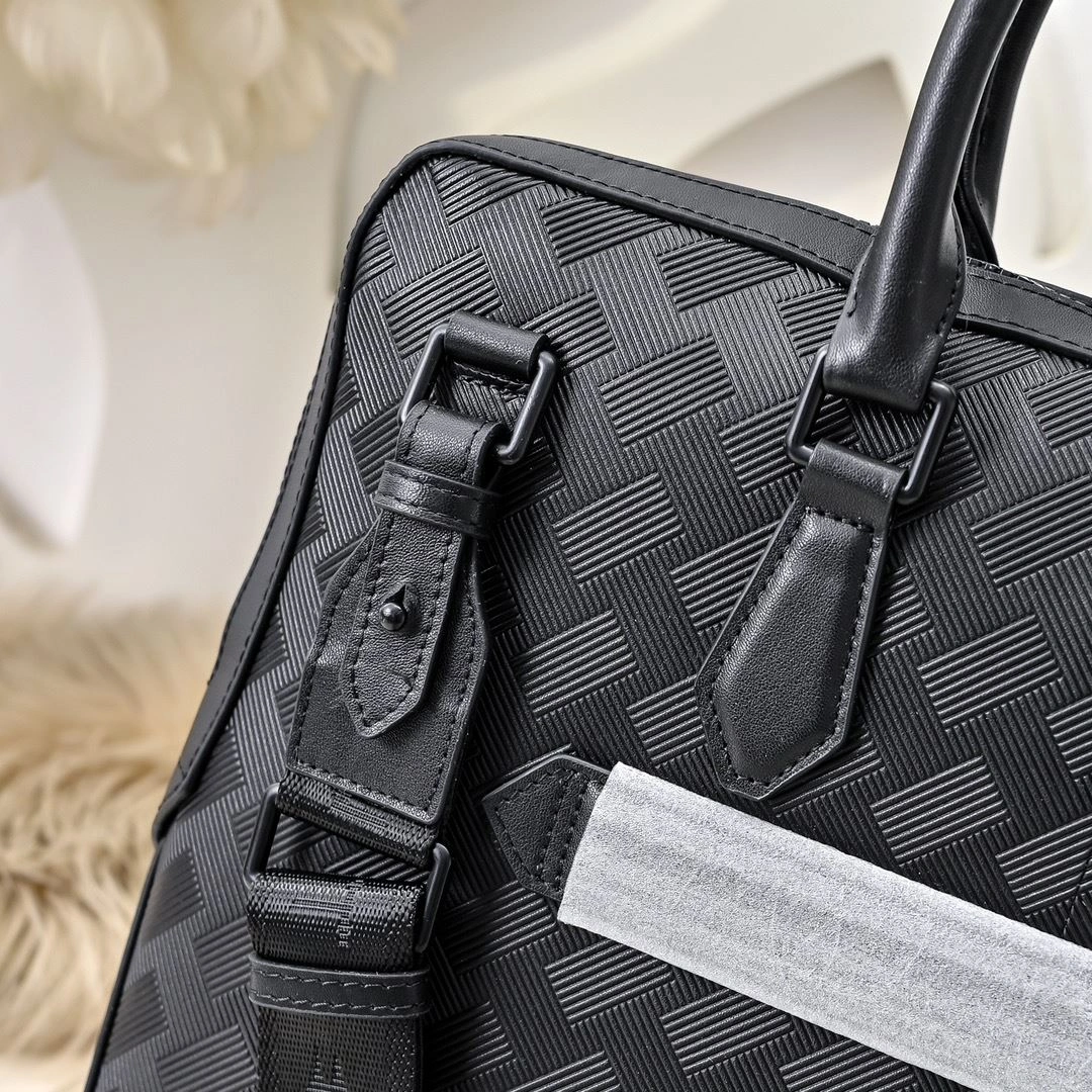 Compact Mens Montblanc Briefcases 90791