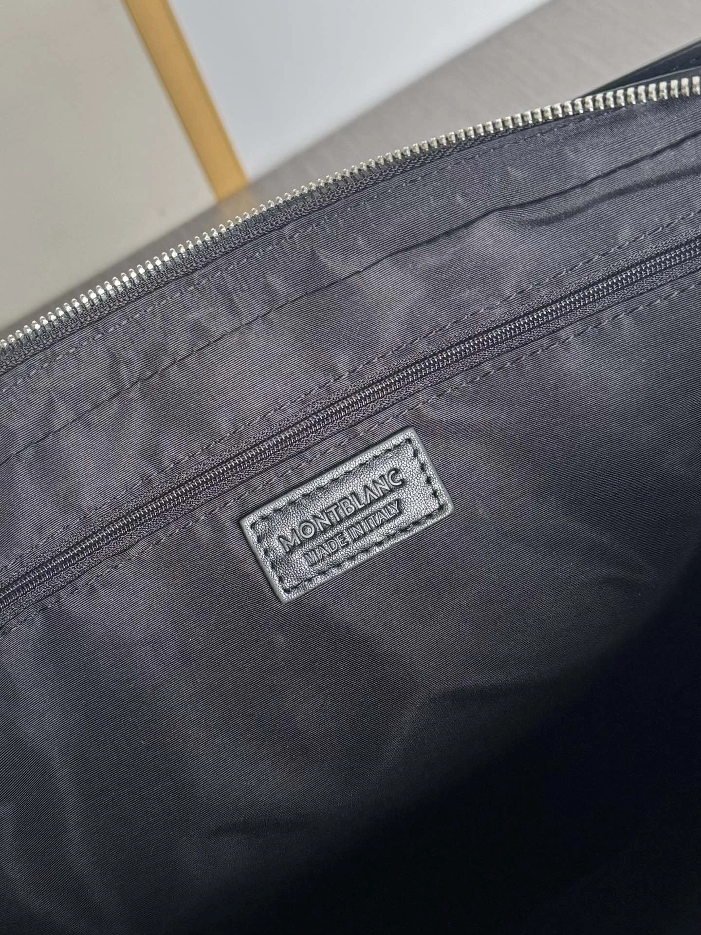 Mens Montblanc Briefcases OdorResistant 92619