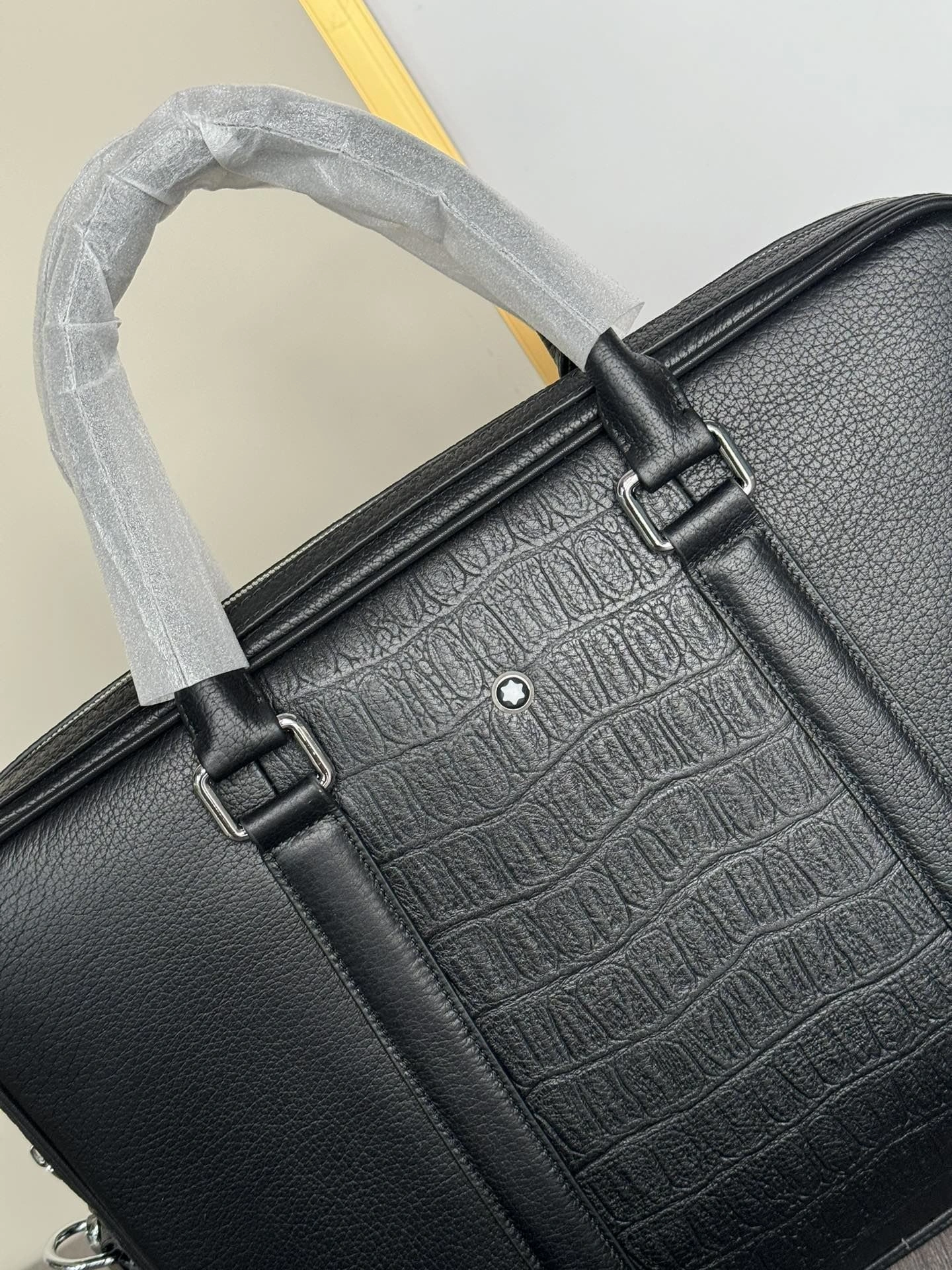 GoAnywhere Mens Montblanc Briefcases 92604