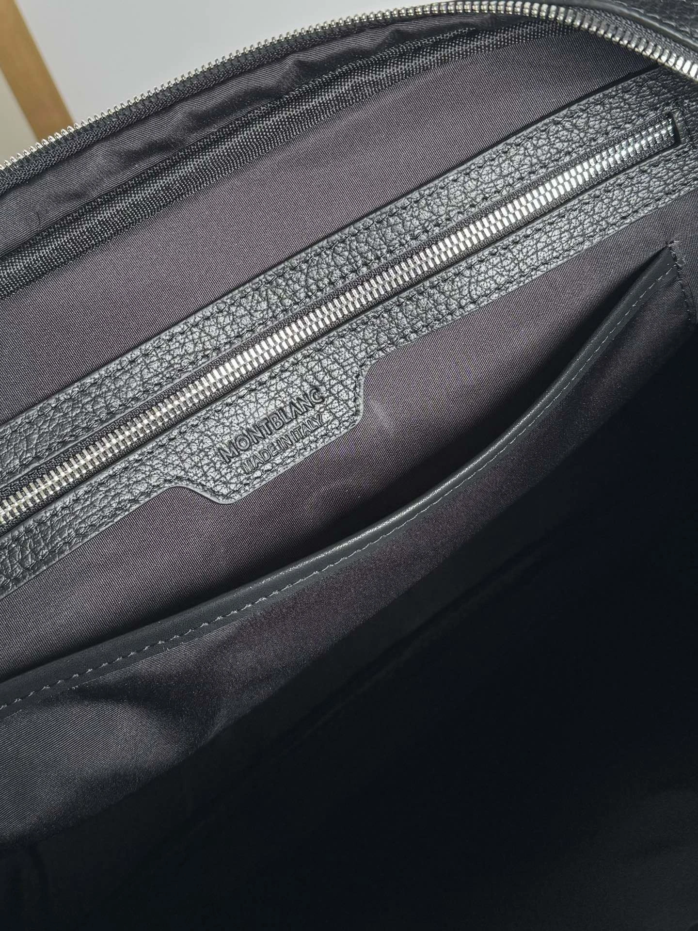 GoAnywhere Mens Montblanc Briefcases 92604