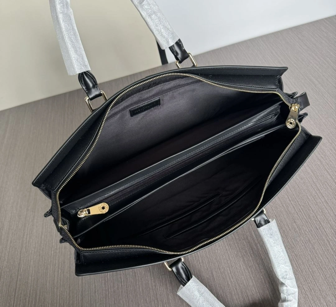 EyeCatching Mens Montblanc Briefcases 92567
