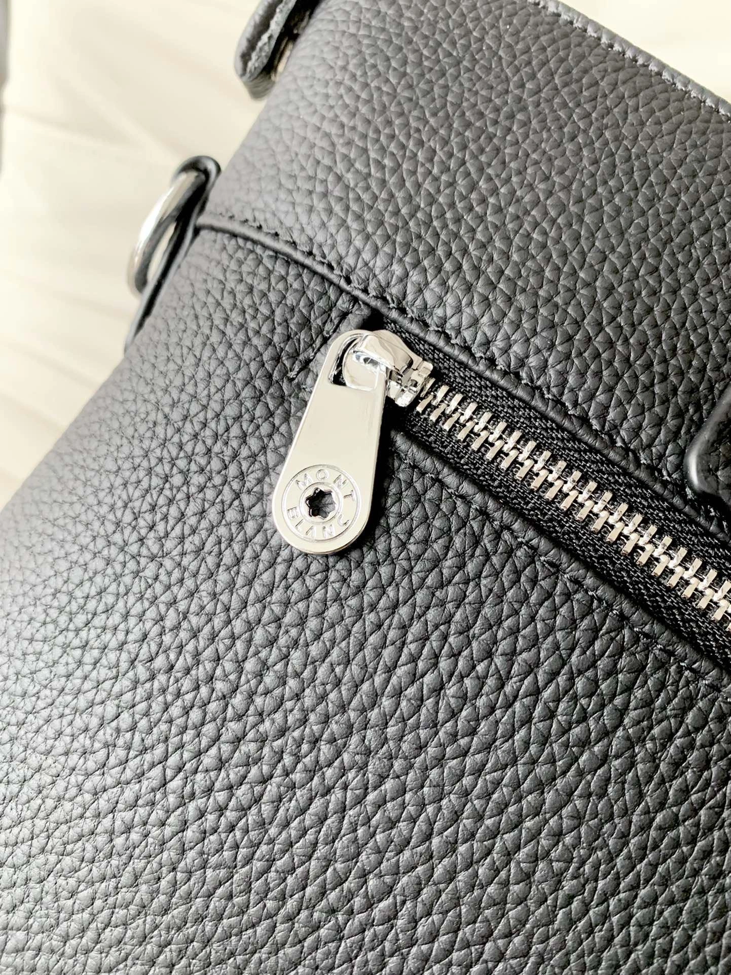 Refined Mens Montblanc Briefcases 92560