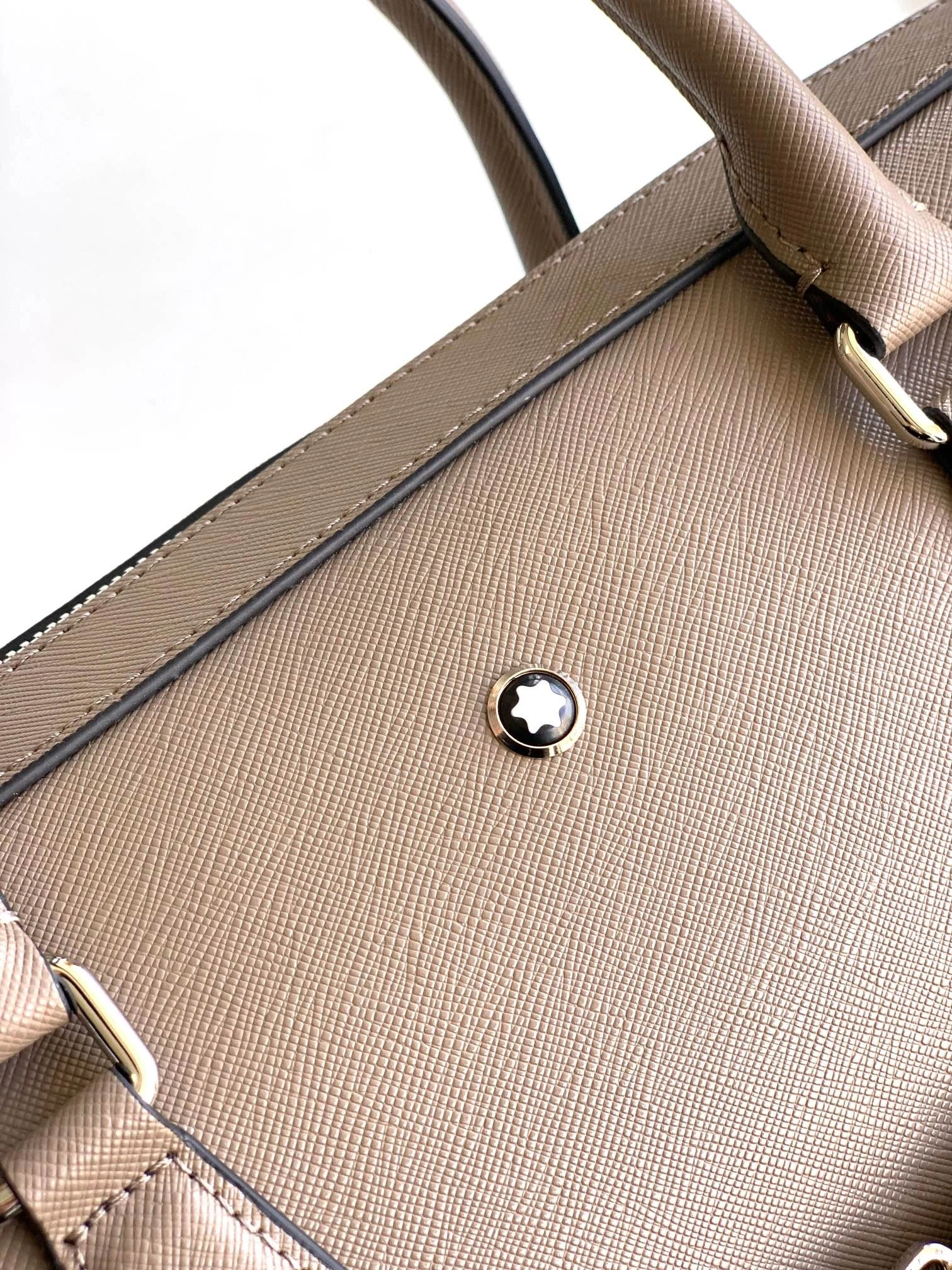 Modern Mens Montblanc Briefcases 91591