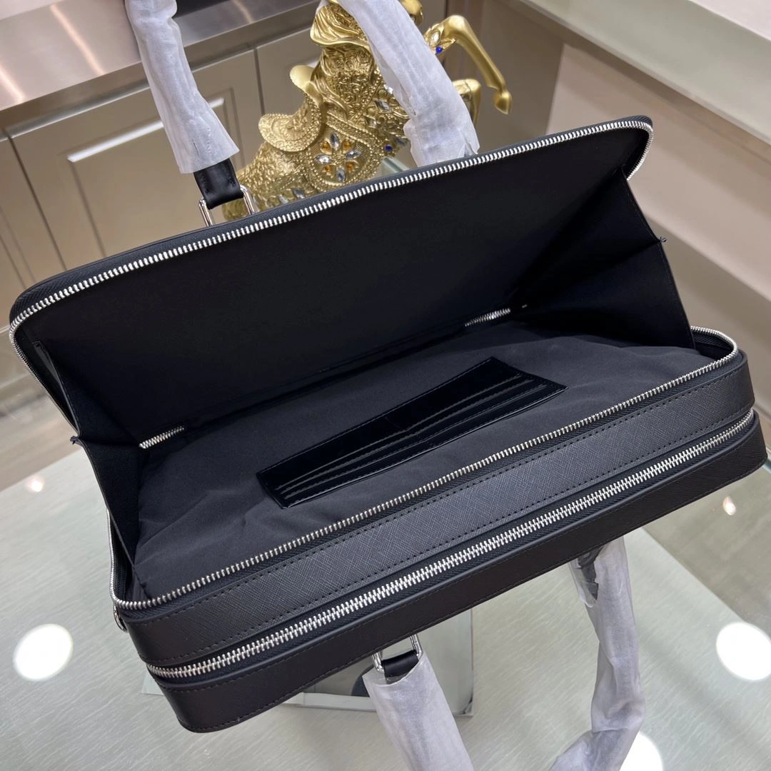 Mens Montblanc Briefcases Classic 91589