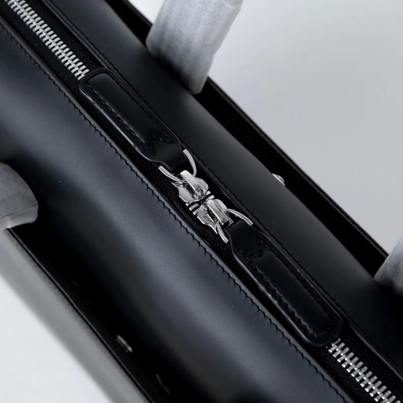 Mens Montblanc Briefcases Vibrant 38585