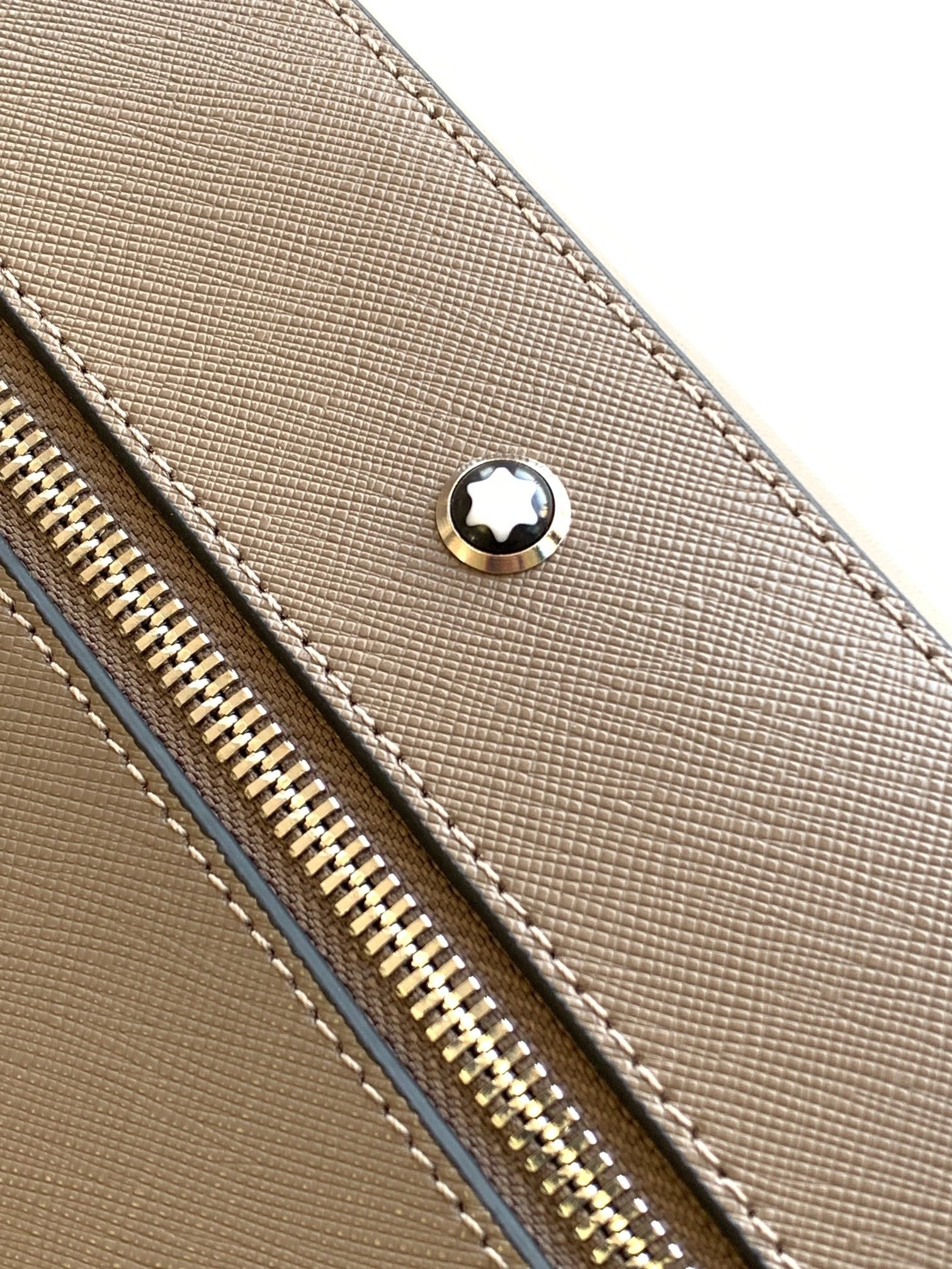 Contemporary Mens Montblanc Clutch Bags 91581
