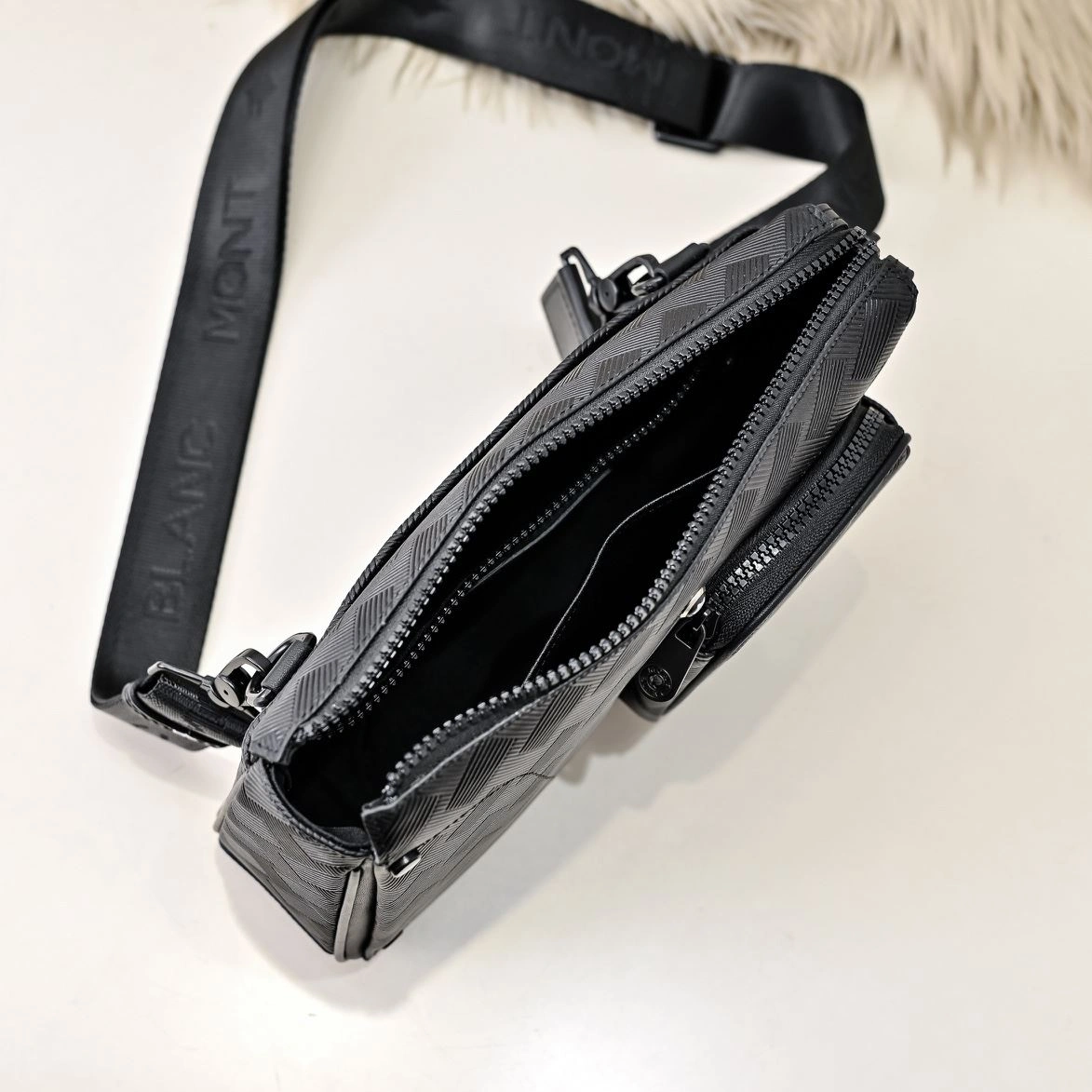 Affordable Mens Montblanc Satchel Bags 90778