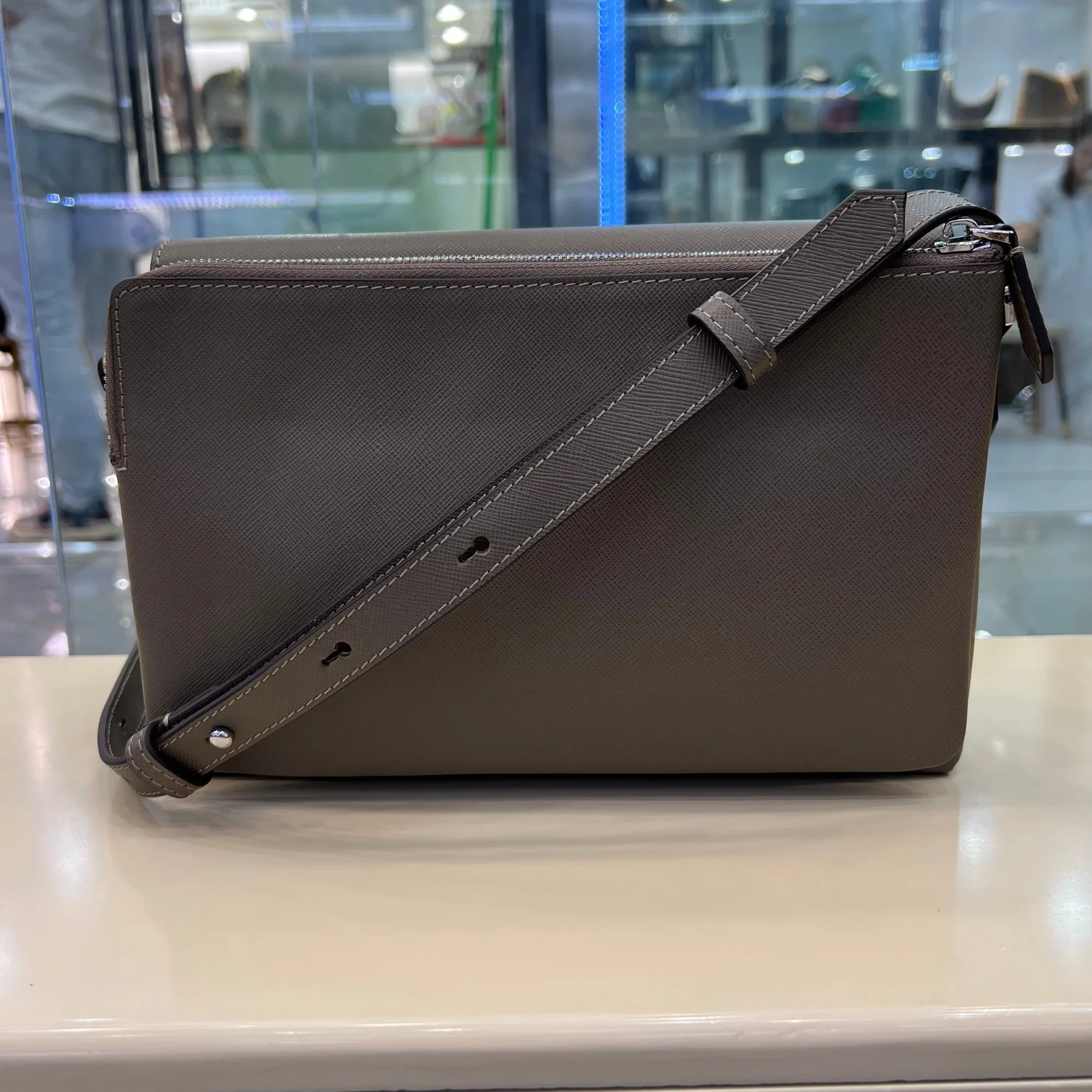 Mens Montblanc Satchel Bags Stretchable 38644